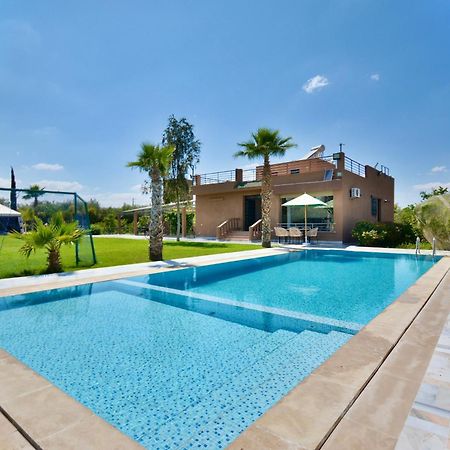 Ferme De Vacances Avec Une Grande Villa A Marrakech Marrakesch Exterior foto