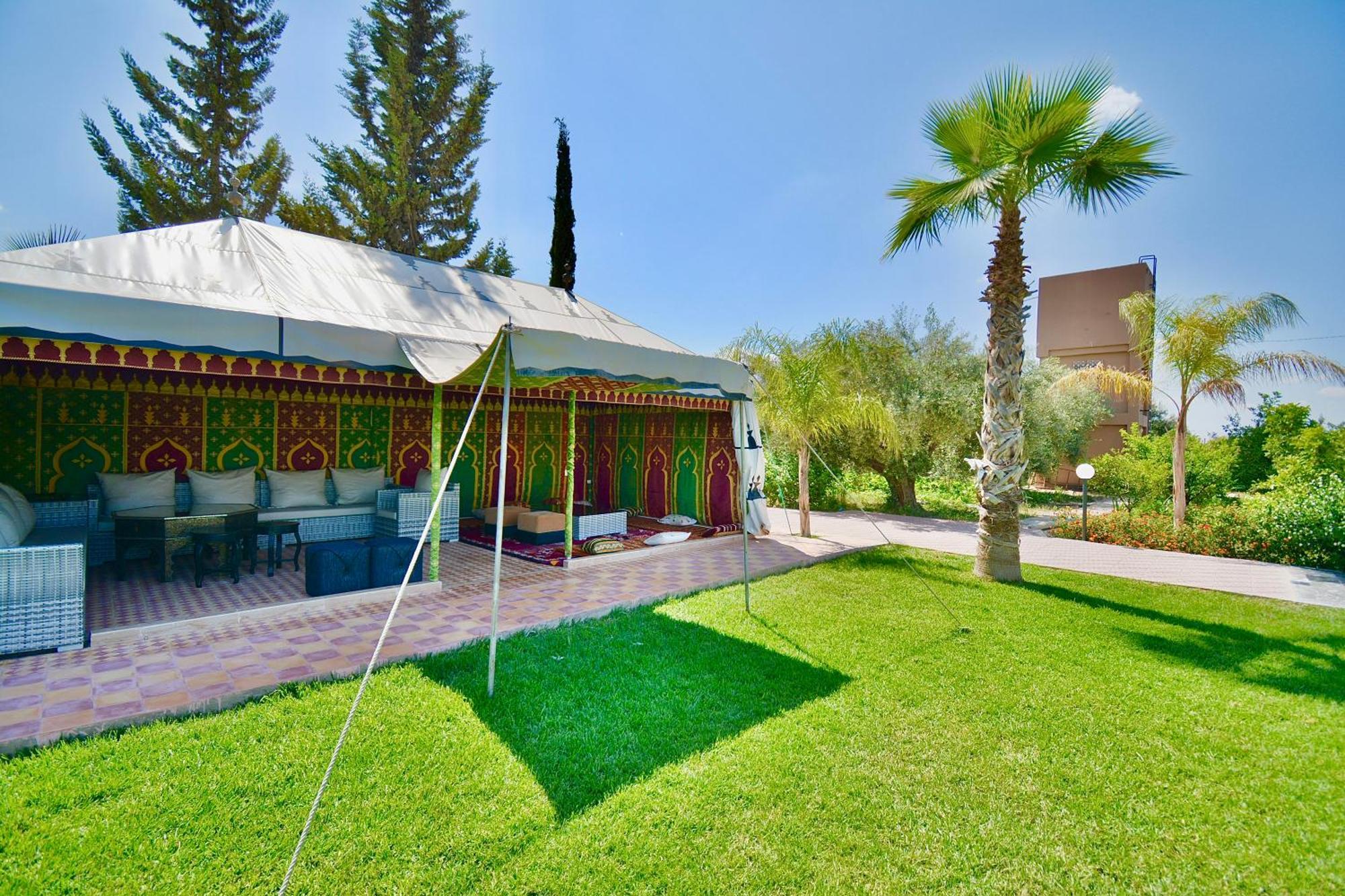 Ferme De Vacances Avec Une Grande Villa A Marrakech Marrakesch Exterior foto
